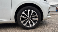 Renault Zoe 100kW GT Edition R135 50kWh Rapid Charge 5dr Auto Electric Hatchback